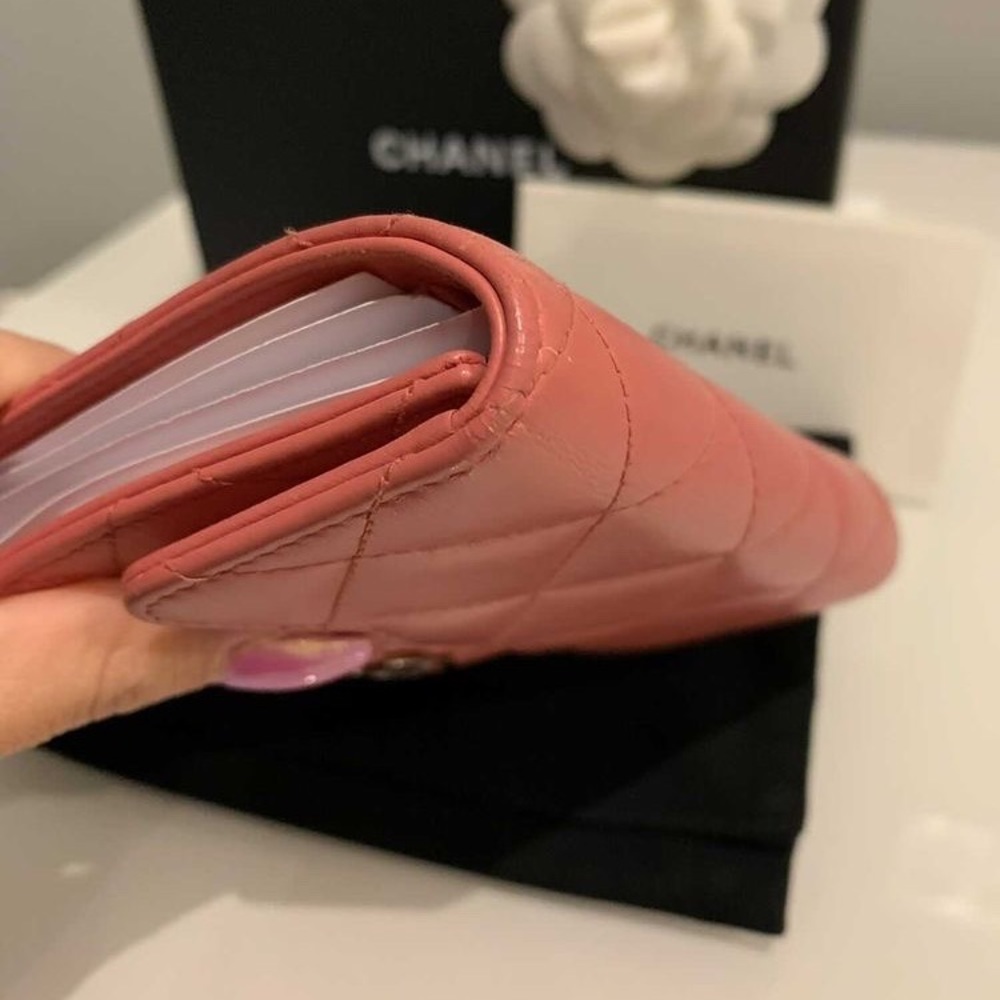Chanel lambskin small wallet - Picture 4 of 13